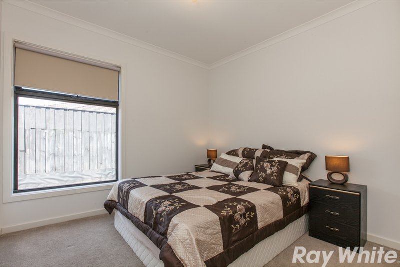 Photo - 3 Runecrest Terrace, Epping VIC 3076 - Image 6