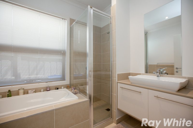 Photo - 3 Runecrest Terrace, Epping VIC 3076 - Image 9