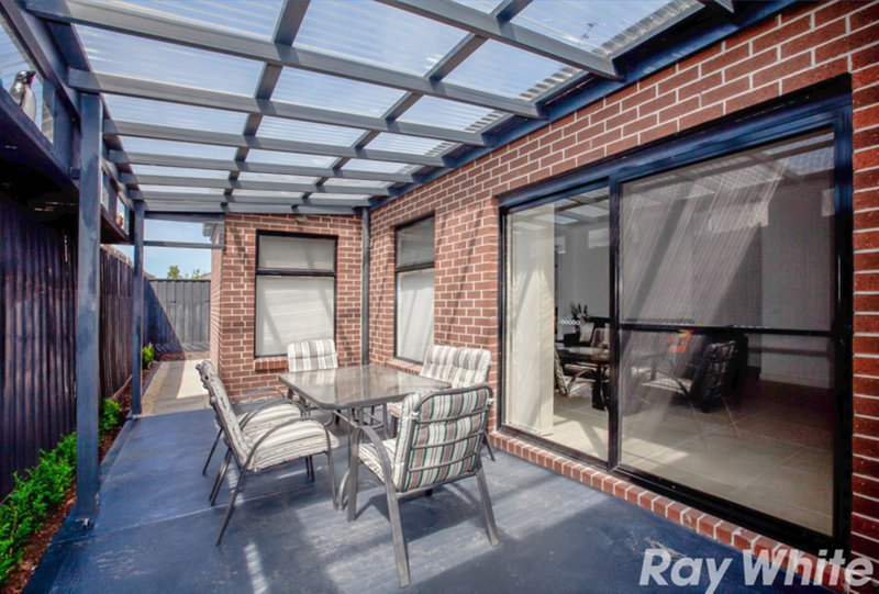 Photo - 3 Runecrest Terrace, Epping VIC 3076 - Image 10