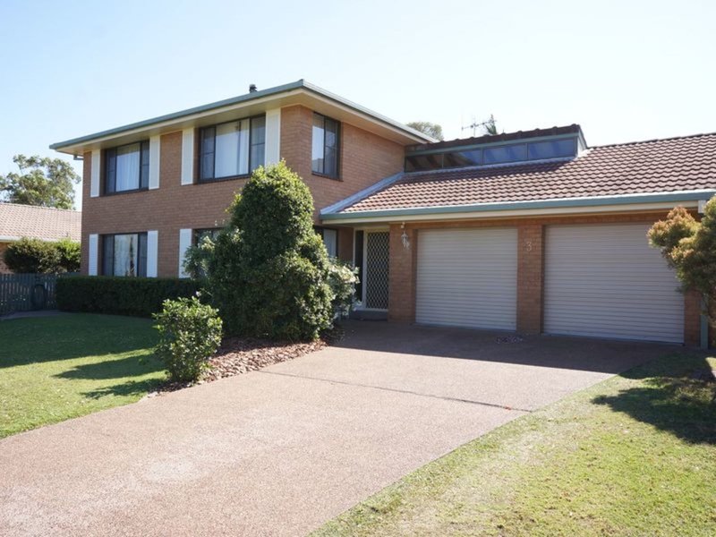 3 Rushby Drive, Old Bar NSW 2430