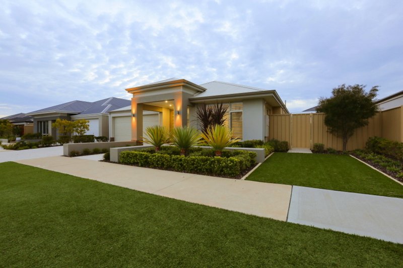 Photo - 3 Ruskin Way, Southern River WA 6110 - Image 3