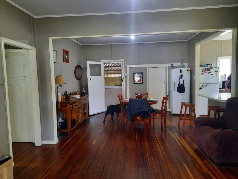 Photo - 3 Russell St , Mount Perry QLD 4671 - Image 8