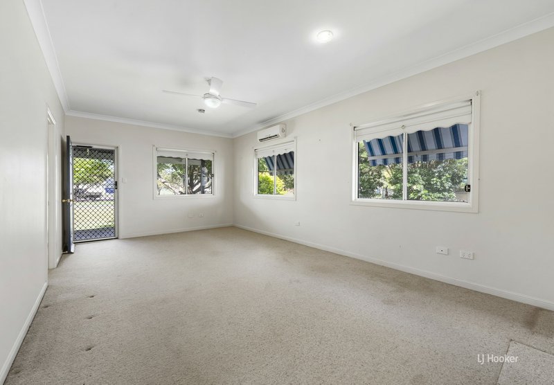 Photo - 3 Russell Street, Esk QLD 4312 - Image 6