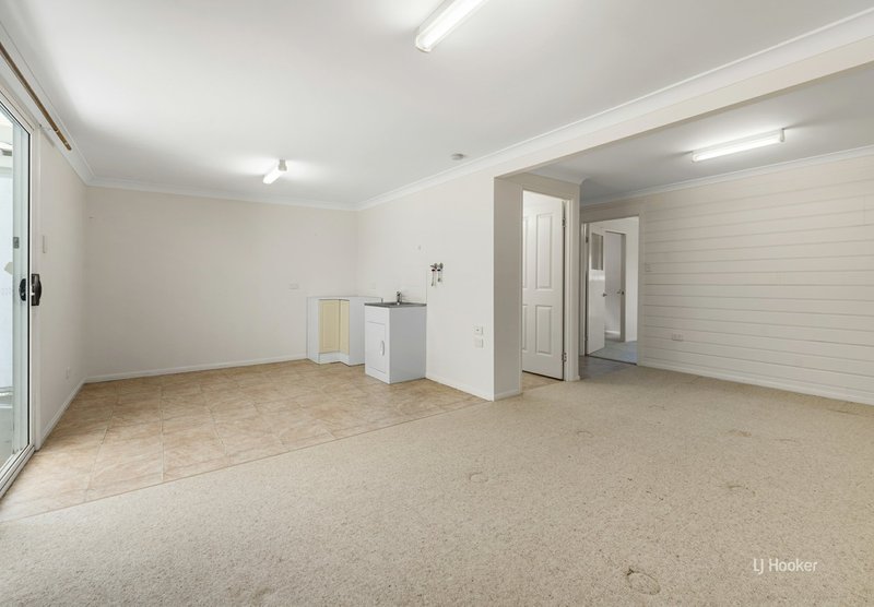 Photo - 3 Russell Street, Esk QLD 4312 - Image 21