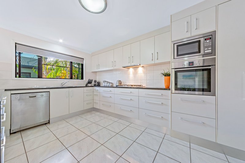 Photo - 3 Ryben Court, Cannonvale QLD 4802 - Image 7