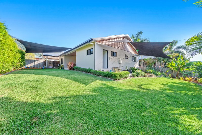 Photo - 3 Ryben Court, Cannonvale QLD 4802 - Image 9