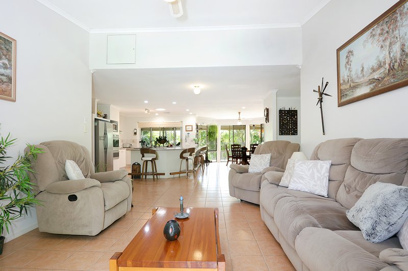 Photo - 3 Sabina Park Court, Mount Nathan QLD 4211 - Image 8