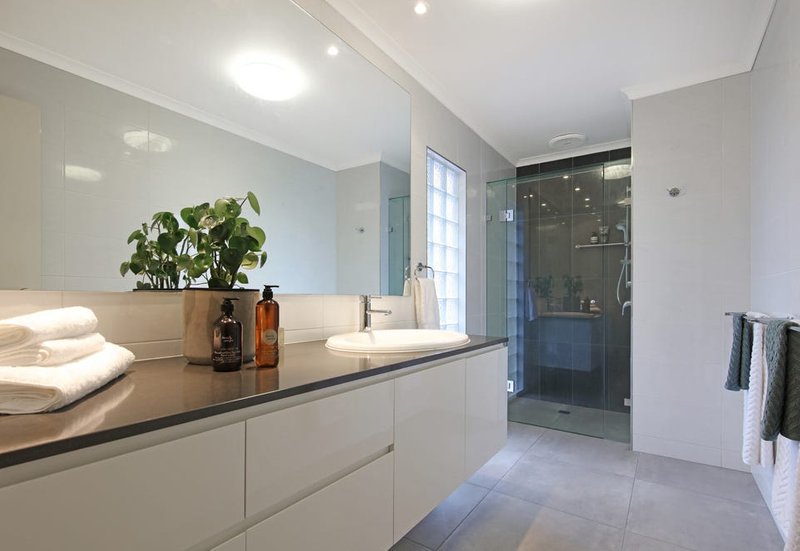 Photo - 3 Sage Street, Oakleigh East VIC 3166 - Image 8