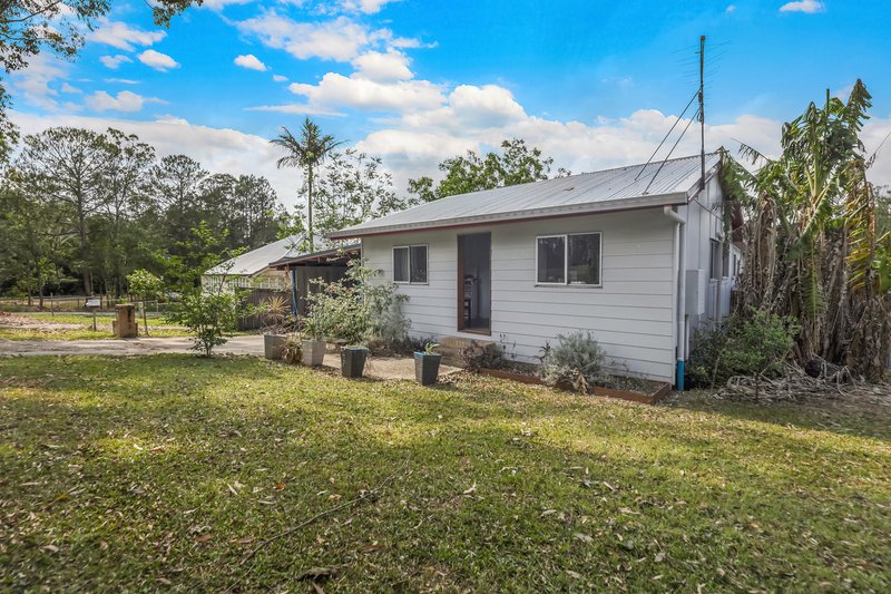 3 Sahara Road, Glass House Mountains QLD 4518