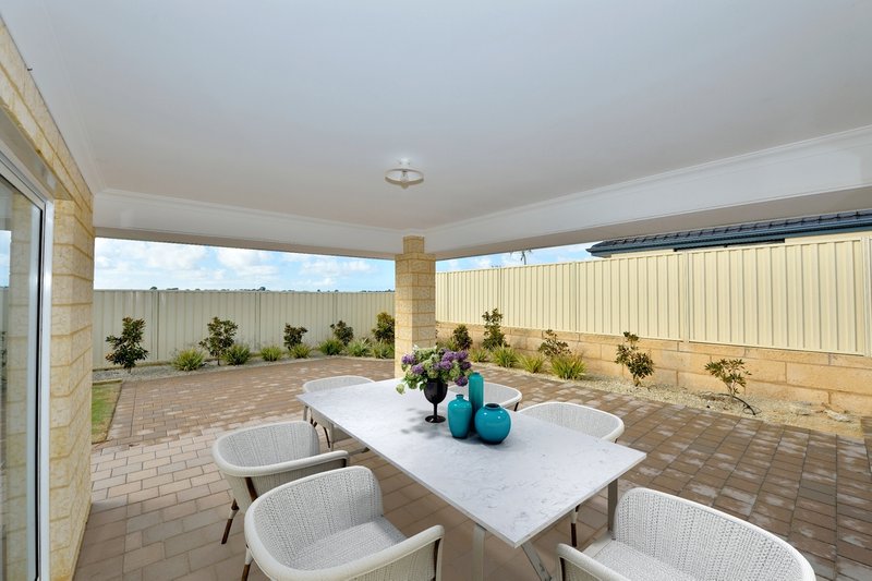 Photo - 3 Salmon Gums Lane, Dawesville WA 6211 - Image 13