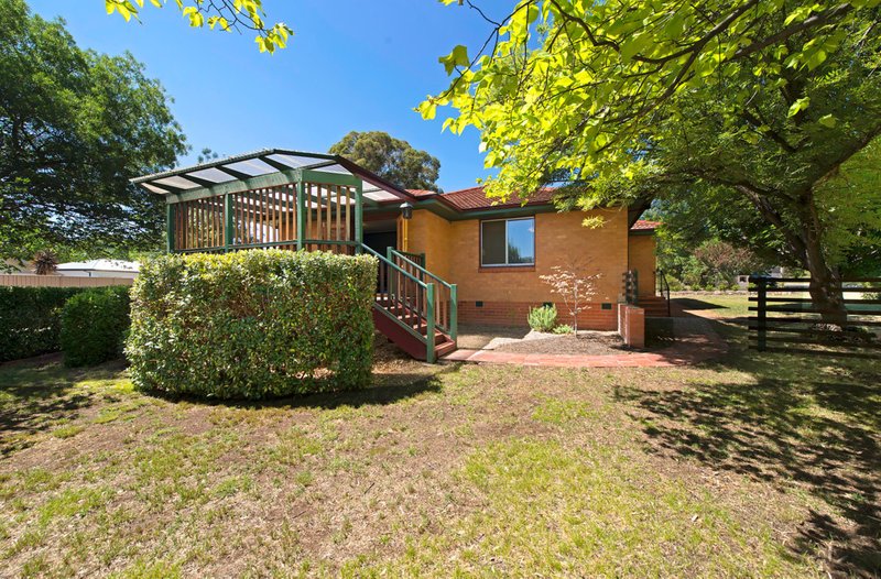 Photo - 3 Salmond Street, Chifley ACT 2606 - Image 16