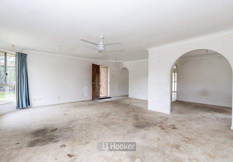 Photo - 3 Samantha Street, Boronia Heights QLD 4124 - Image 8