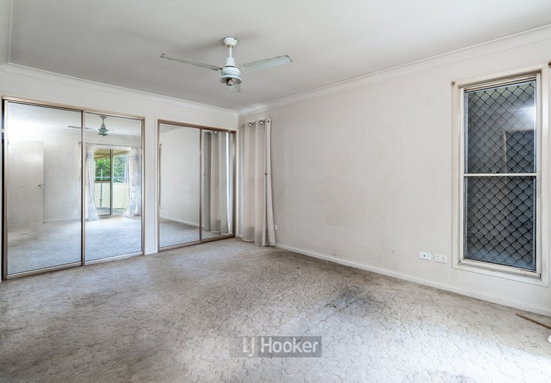 Photo - 3 Samantha Street, Boronia Heights QLD 4124 - Image 11