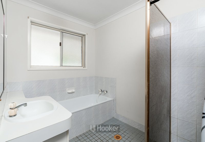 Photo - 3 Samantha Street, Boronia Heights QLD 4124 - Image 15