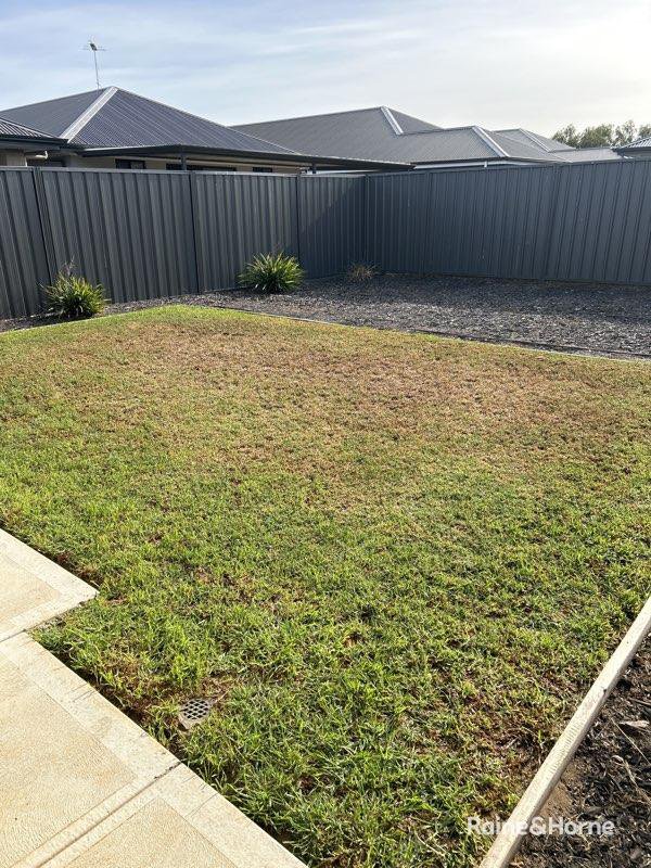 Photo - 3 Sandalwood Road, Davoren Park SA 5113 - Image 14