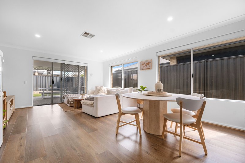 Photo - 3 Sandwell Way, Brabham WA 6055 - Image 23