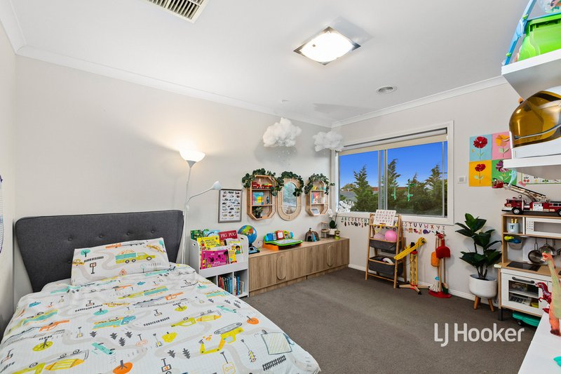 Photo - 3 Sandy Avenue, Point Cook VIC 3030 - Image 19