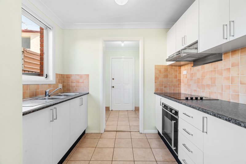 Photo - 3 Saxon Place, Cecil Hills NSW 2171 - Image 3