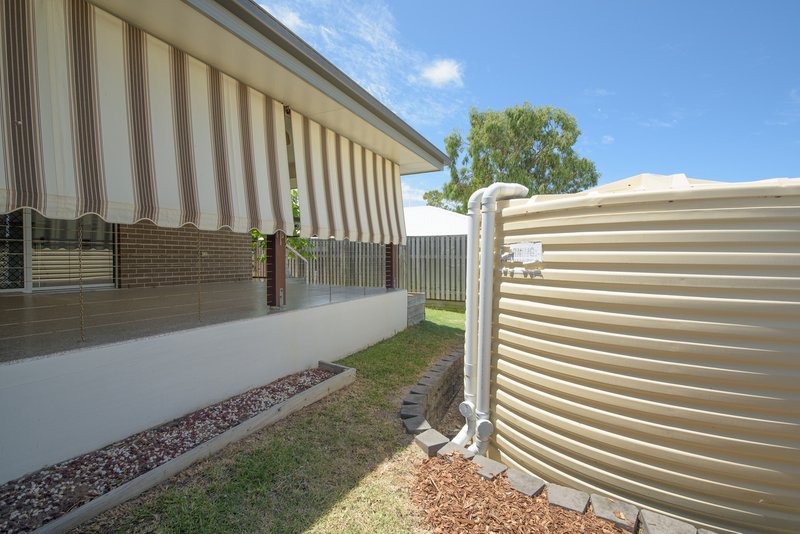 Photo - 3 Scampi Drive, Clinton QLD 4680 - Image 17