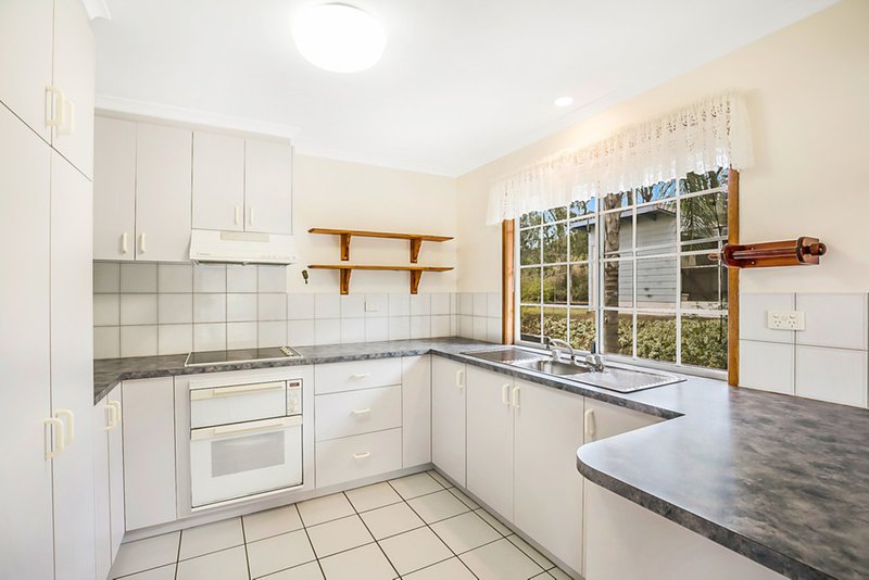 Photo - 3 Schloss Court, Gowrie Junction QLD 4352 - Image 3