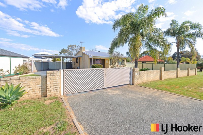 Photo - 3 Schofield Street, Hamilton Hill WA 6163 - Image 17