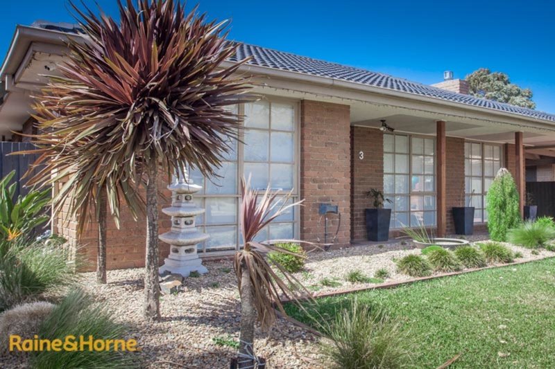 Photo - 3 Scullin Court, Sunbury VIC 3429 - Image 2