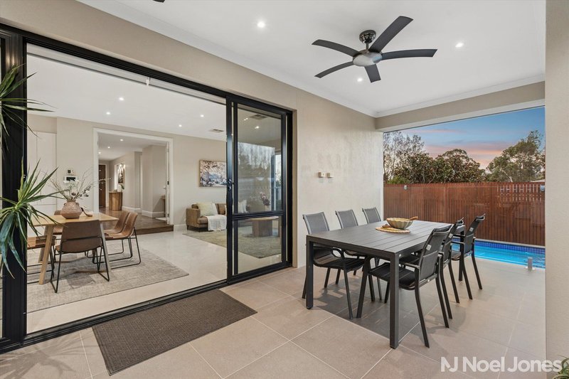 Photo - 3 Scurry Drive, Croydon VIC 3136 - Image 11