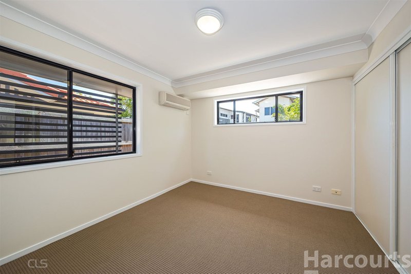 Photo - 3 Seabreeze Ct , Sandstone Point QLD 4511 - Image 9