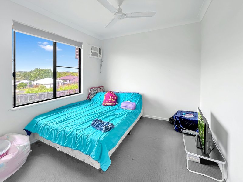 Photo - 3 Seacove Crescent, Bowen QLD 4805 - Image 9