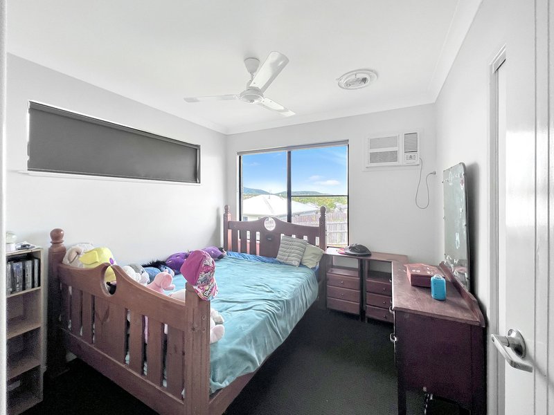 Photo - 3 Seacove Crescent, Bowen QLD 4805 - Image 13