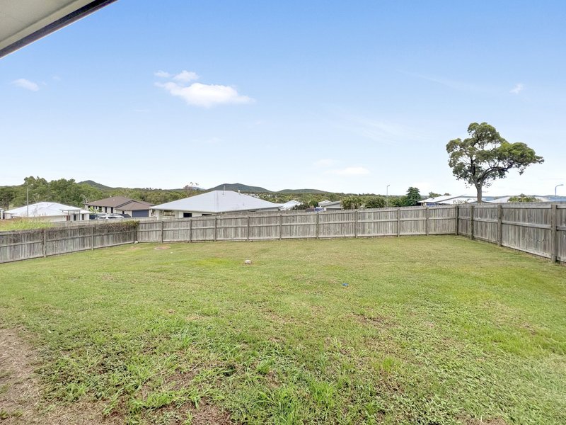 Photo - 3 Seacove Crescent, Bowen QLD 4805 - Image 16