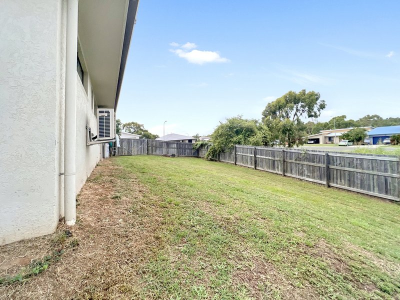 Photo - 3 Seacove Crescent, Bowen QLD 4805 - Image 17