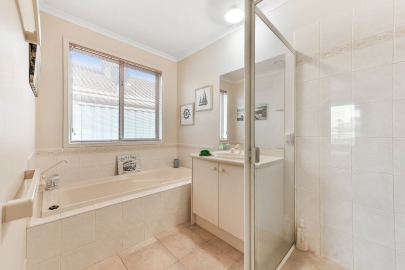 Photo - 3 Selbourne Avenue, Werribee VIC 3030 - Image 14