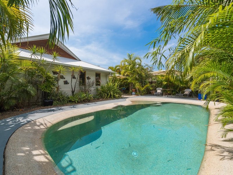 Photo - 3 Senior Street, Twin Waters QLD 4564 - Image 3