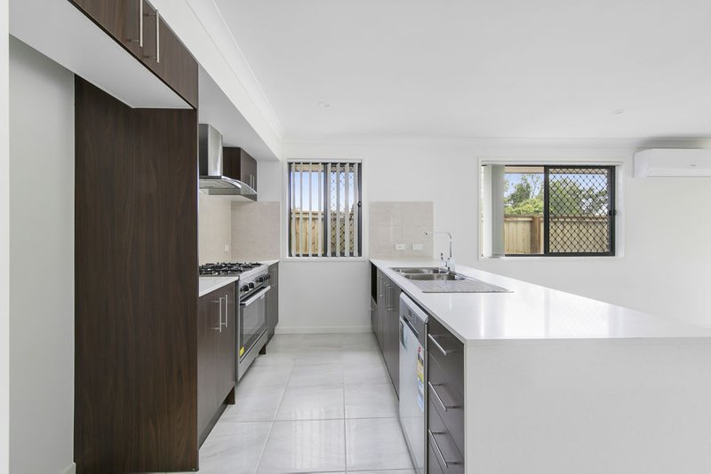 Photo - 3 Serene Court, Bray Park QLD 4500 - Image 4