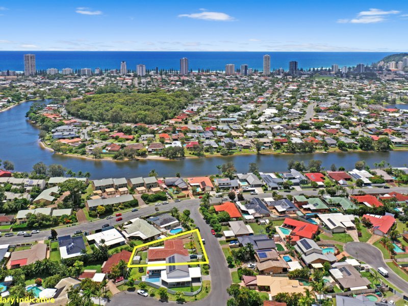 Photo - 3 Seriema Street, Burleigh Waters QLD 4220 - Image 16