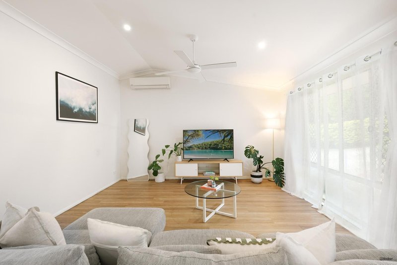 Photo - 3 Shamrock Avenue, Banora Point NSW 2486 - Image 2