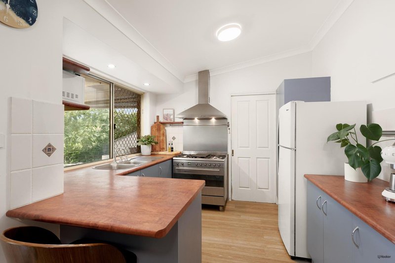 Photo - 3 Shamrock Avenue, Banora Point NSW 2486 - Image 4