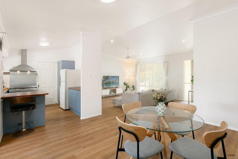 Photo - 3 Shamrock Avenue, Banora Point NSW 2486 - Image 5