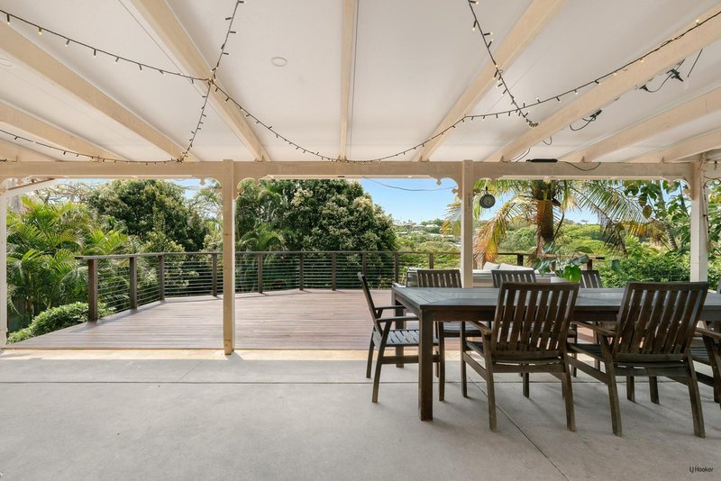 Photo - 3 Shamrock Avenue, Banora Point NSW 2486 - Image 9