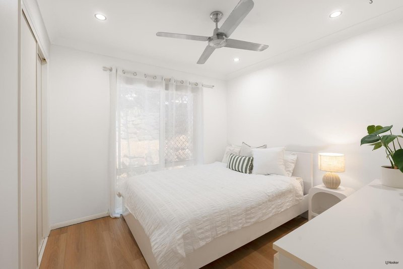 Photo - 3 Shamrock Avenue, Banora Point NSW 2486 - Image 14