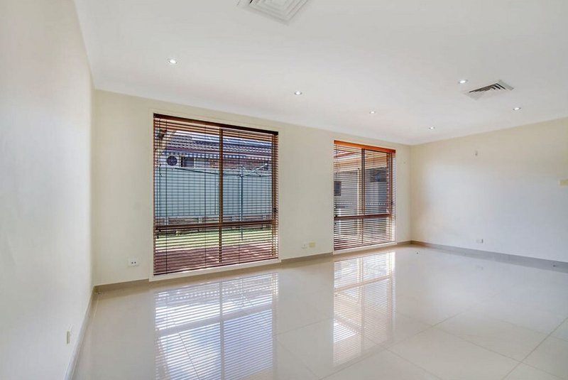 Photo - 3 Sharrock Avenue, Glenwood NSW 2768 - Image 3