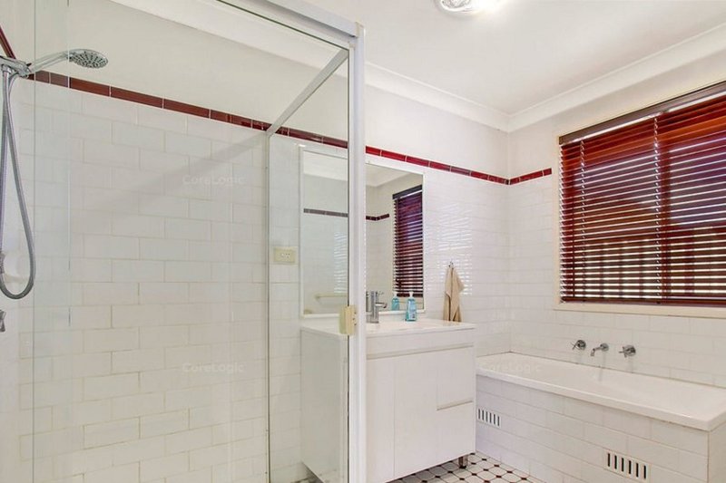 Photo - 3 Sharrock Avenue, Glenwood NSW 2768 - Image 5