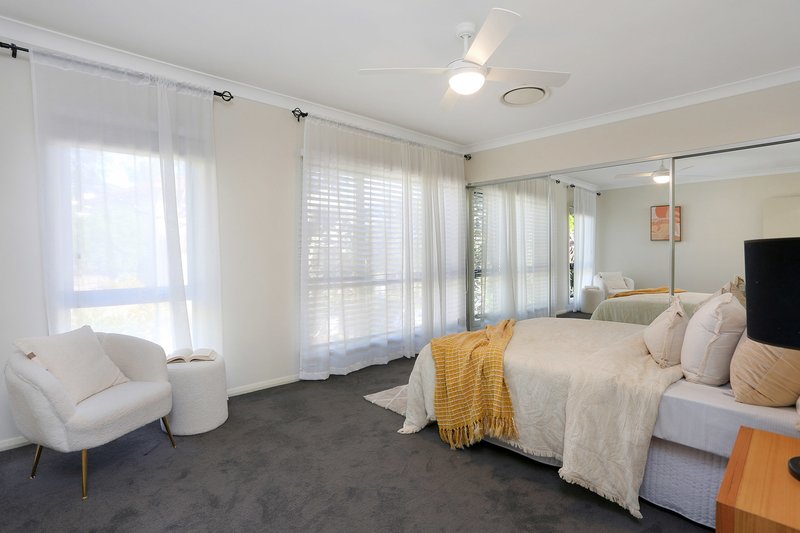 Photo - 3 Sherbrooke Crescent, Castle Hill NSW 2154 - Image 15