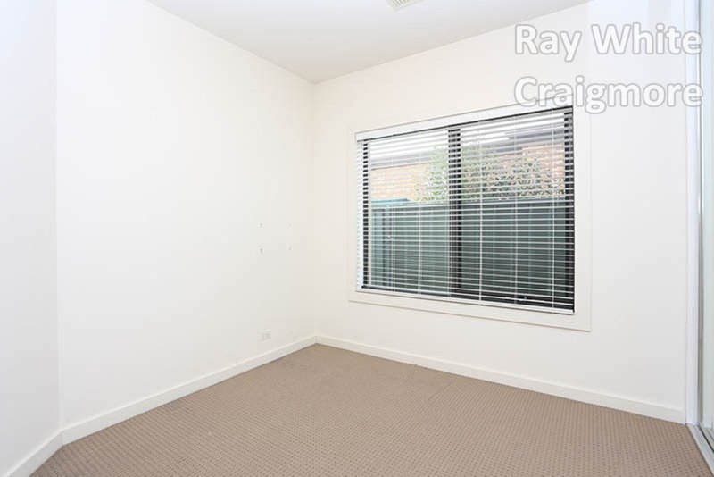 Photo - 3 Shoalhaven Circuit, Mawson Lakes SA 5095 - Image 9