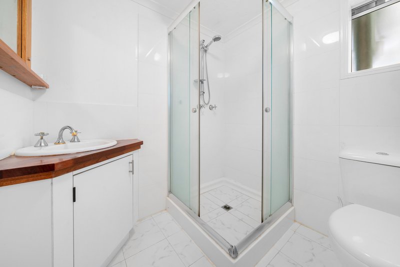 Photo - 3 Short Street, Loganlea QLD 4131 - Image 15