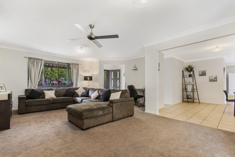 Photo - 3 Sidney Drive, Beerwah QLD 4519 - Image 5