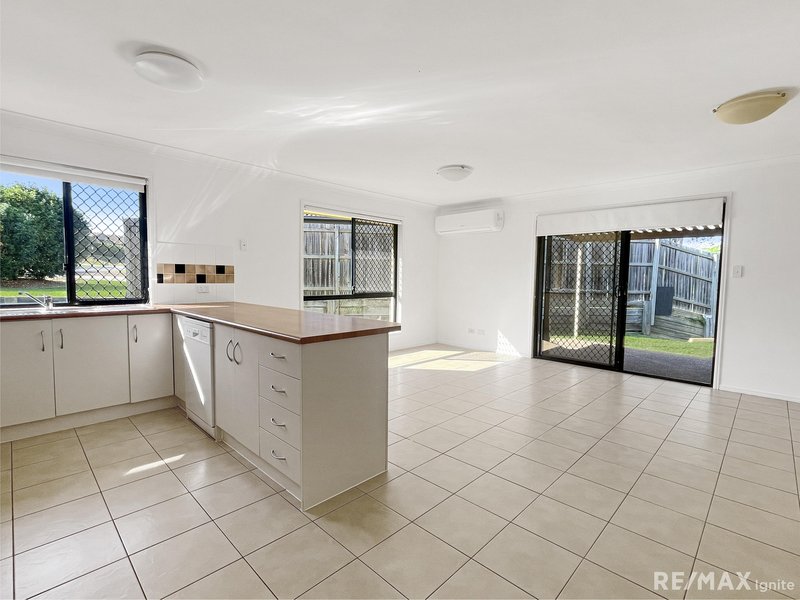 Photo - 3 Siffleet Street, Bellbird Park QLD 4300 - Image 4