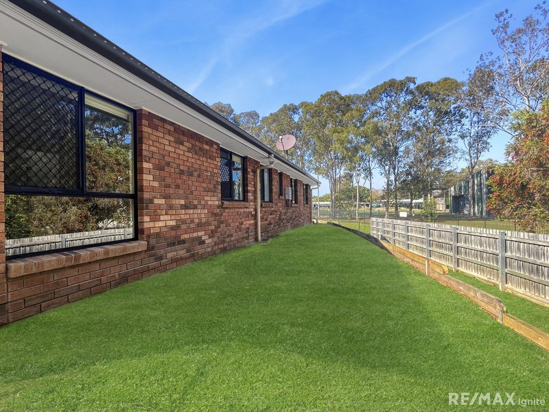 Photo - 3 Siffleet Street, Bellbird Park QLD 4300 - Image 15