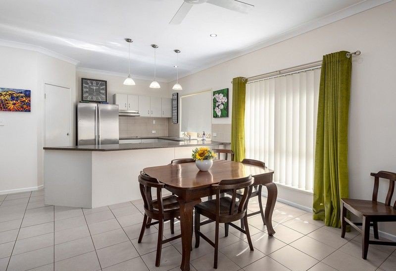 Photo - 3 Silkpod Court, North Lakes QLD 4509 - Image 3